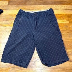 AMERICAN EAGLE longer length shorts